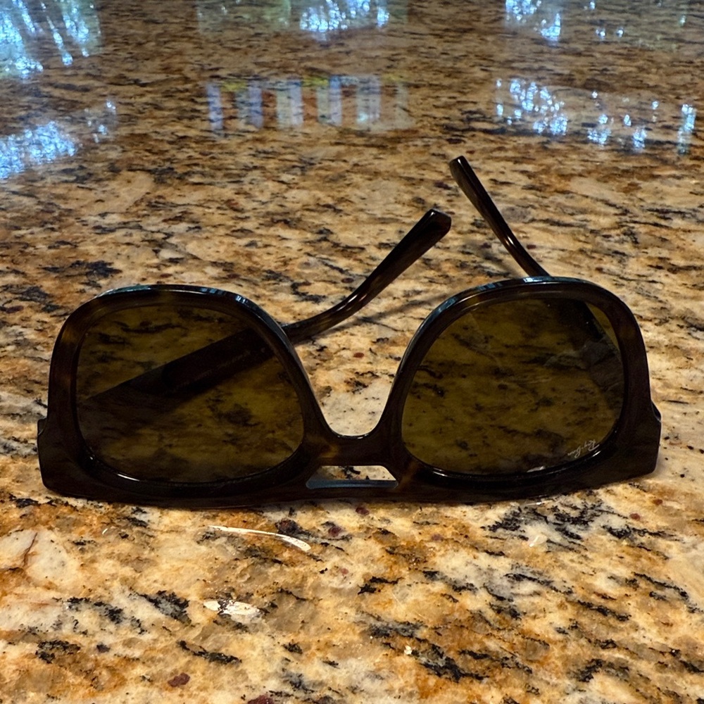 Ray-Ban RB4426 Square Sunglasses for Men for Women